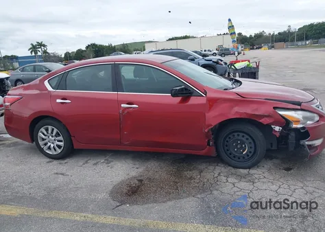 2014 Nissan Altima 2.5 S из США, поврежденный, VIN 1N4AL3AP8EC110833